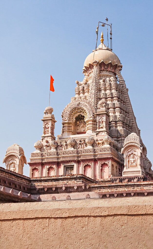 Mumbai to 5 Jyotirling Darshan Cab Package