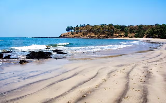 Alibaug Beach Maharashtra – Scenic Beach Destination for Mumbai to Alibaug Cab Trip