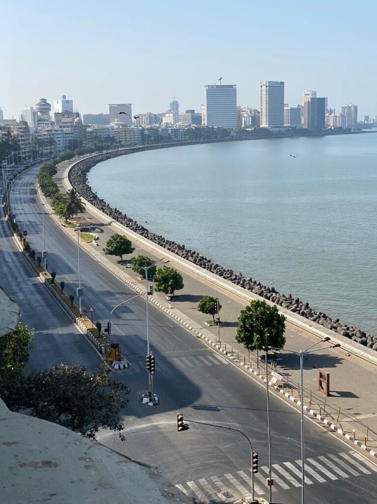 Marine Drive Mumbai Local Sightseeing